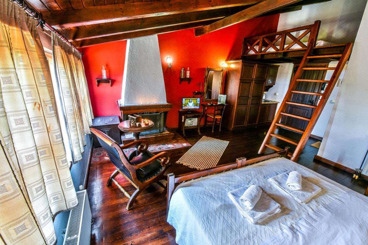 Oikoperiigitis Hotel Kerkíni Exteriér fotografie